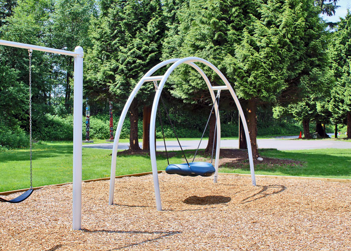 Capilano Park Oodle Swing
