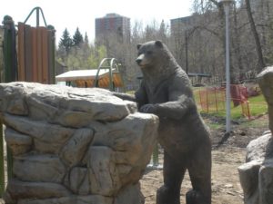 Kinsmen Park Grizzly Bear Lodge
