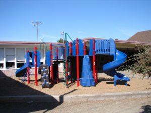 Queen Elizabeth Elementary Play Booster Structure