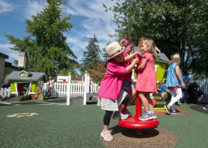 Poirier Playground with spinner