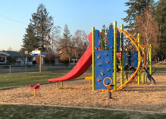 Quinson Park playground