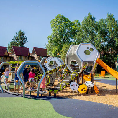 hedra playground structure at vancouver's ash park