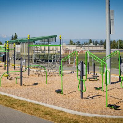 Outdoor fitness equipment