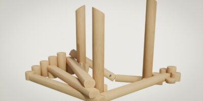 upright and sloping logs for wooden playgrounds